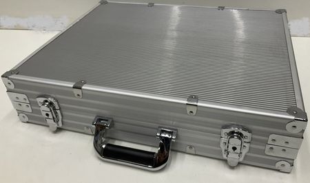 Aluminium Koffer silber mit Schaumstoff Werkzeugkoffer gross