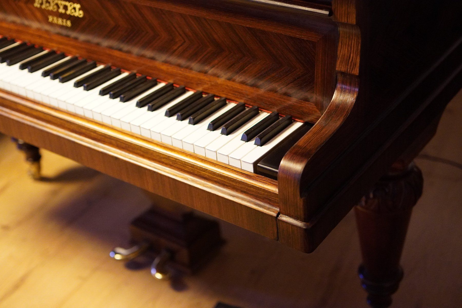 Strumenti musicali: Flügel Pleyel 160 – Usato da Küttigen venduto da PianoSarbach 6