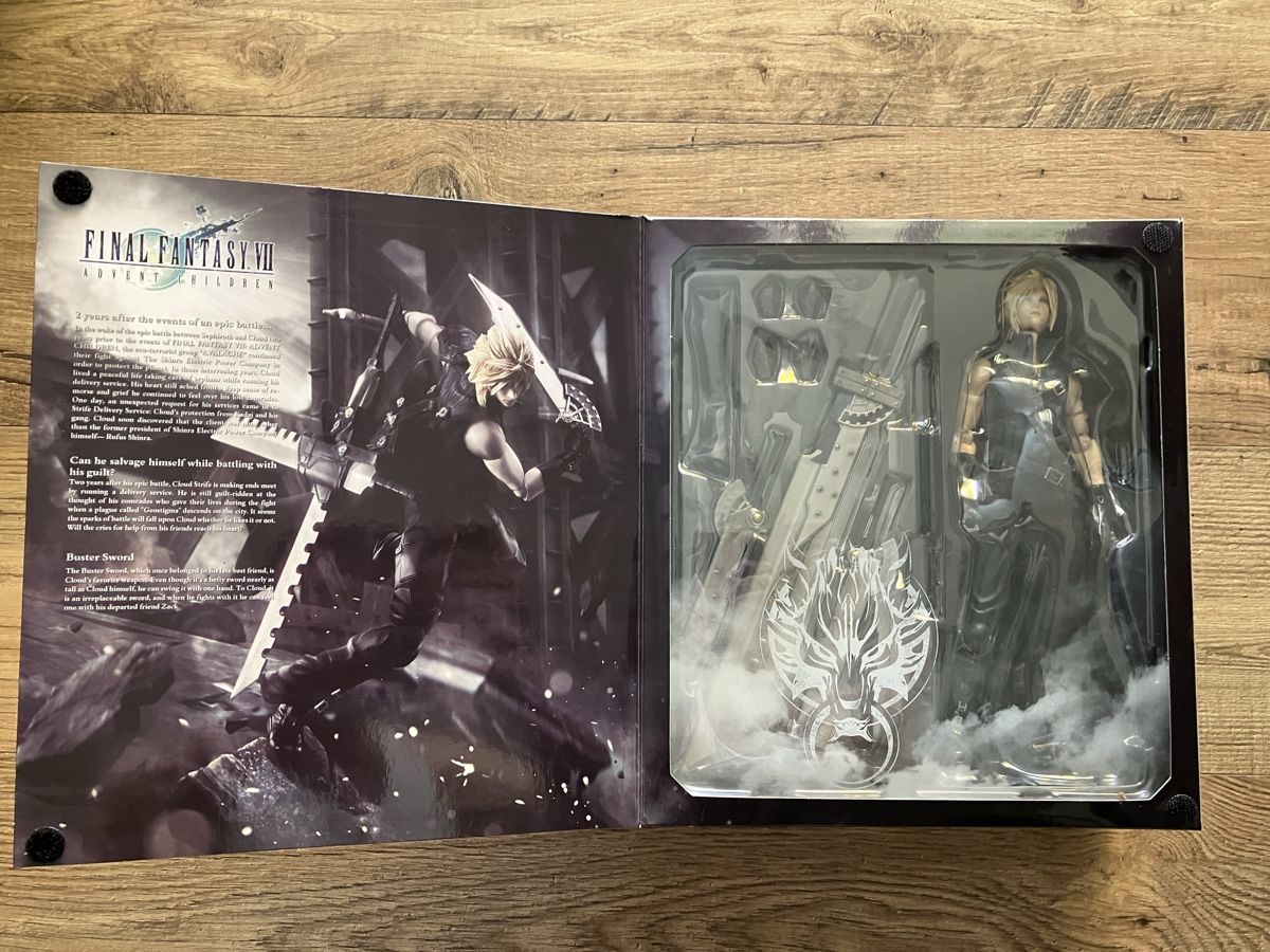 Figuren: Final fantasy 7 play arts cloud strife action figure  – Neu und originalverpackt aus Châtel-St-Denis von Lestresorsdugrenier 1