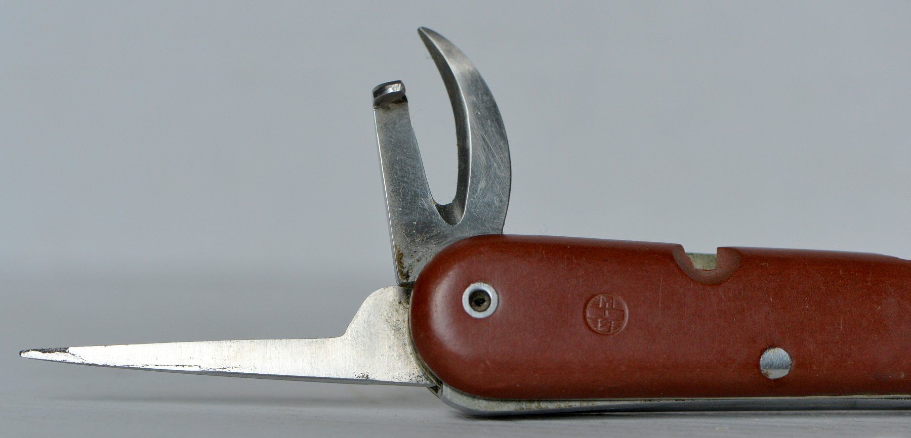Coltelli tascabile: Couteau Elsener Schwyz 54 – Usato da Neuchâtel venduto da Neuchatel 5