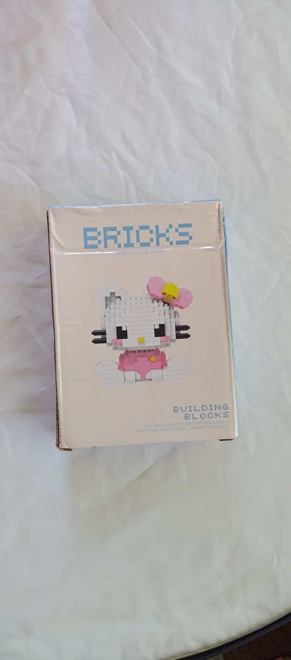Hello Kitty Baukästen: Hello Kitty Lego / Bricks Set NEU – Neu und originalverpackt aus Schwerzenbach von VityaCrafts