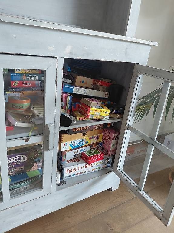 Armadi: Schrank / Vitrine vintage, shabby chic – Usato da Winterthur venduto da violinini 4
