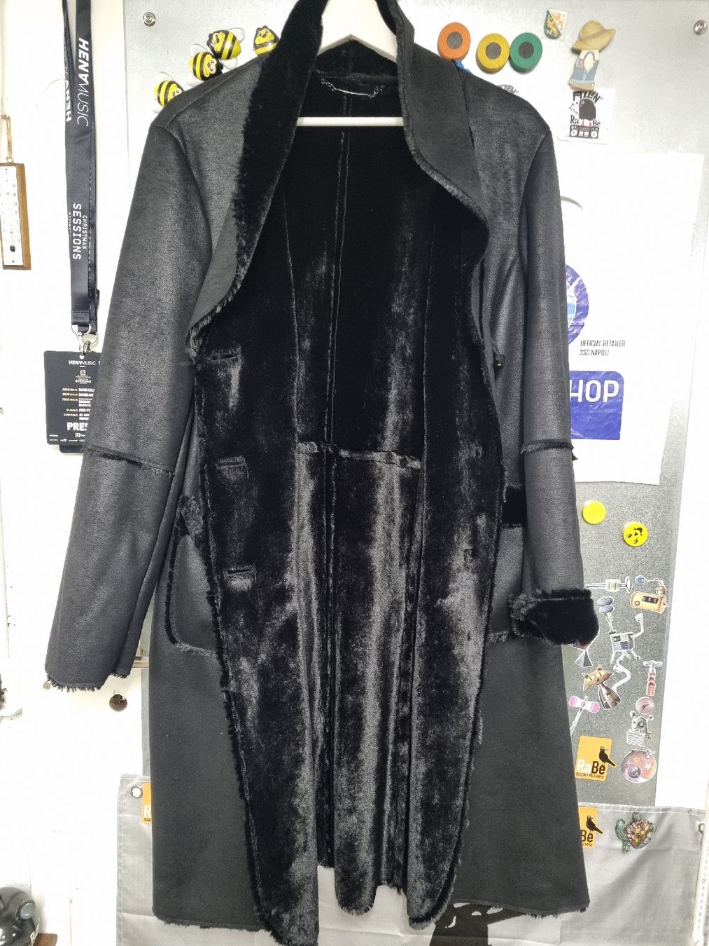 Cappotti: Mantel Noir vintage 80 – Usato da Ostermundigen venduto da vintage60