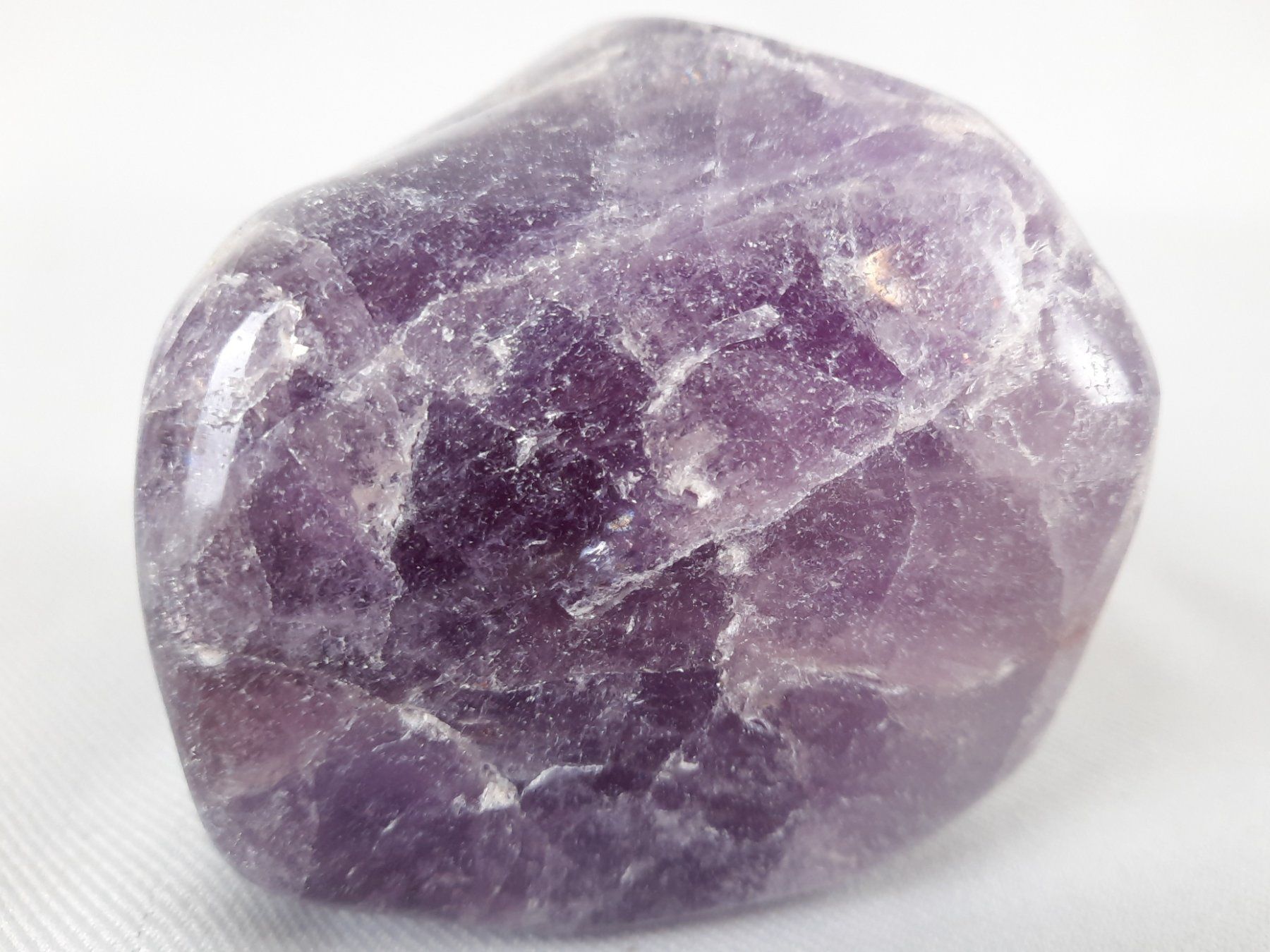 Minerali & Pietre curative: 2 polierte Amethyst-Trommelsteine – Usato da Beinwil am See venduto da Restwert_Beinwil 4