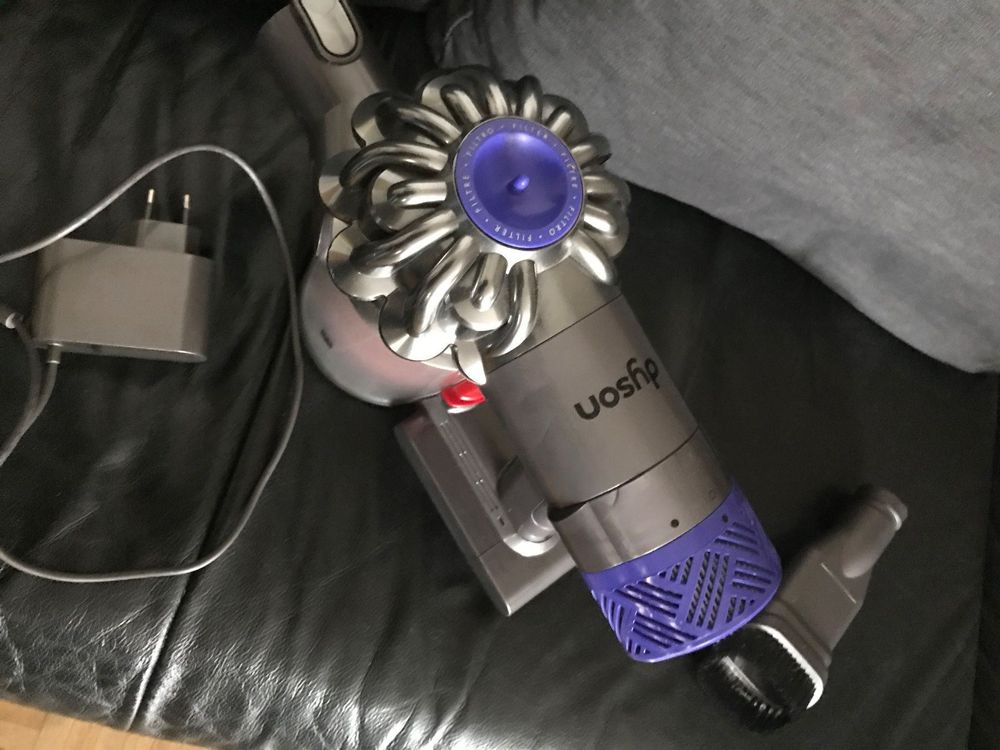 DYSON V6 Handstaubsauger Kabellos | Kaufen Auf Ricardo