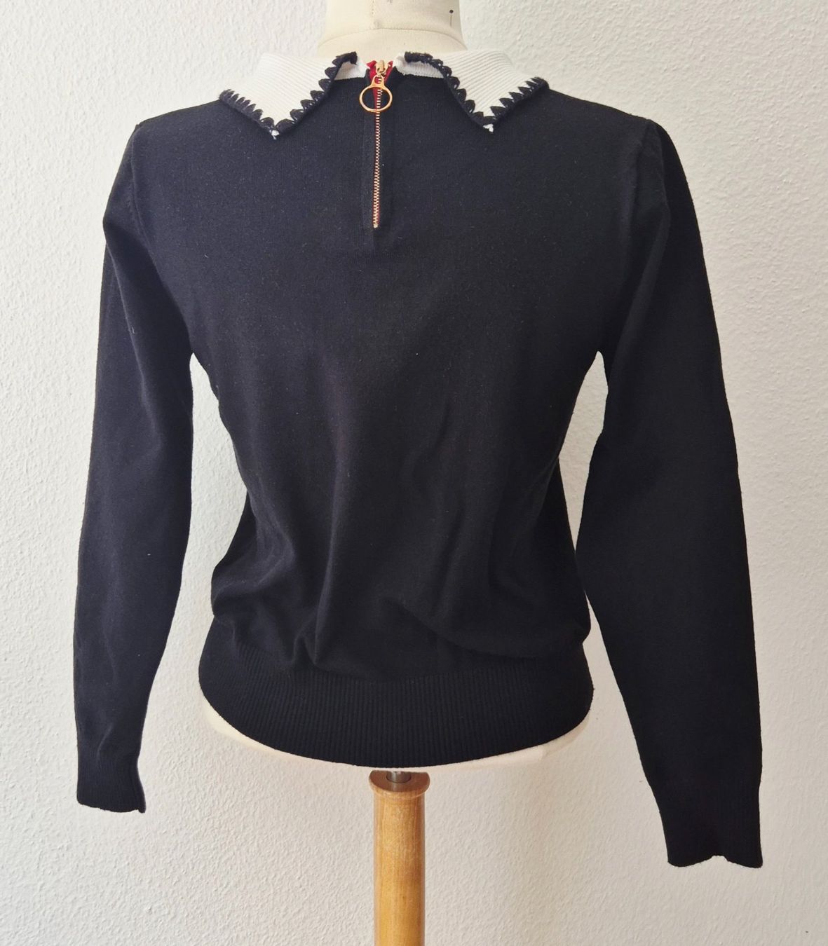Pullover & Sweatshirts: PULLOVER PULLI S 36 STRASSSTEINE STICKEREI PAILETTEN TOP – Gebraucht aus Elsau von the-colorful-side 8