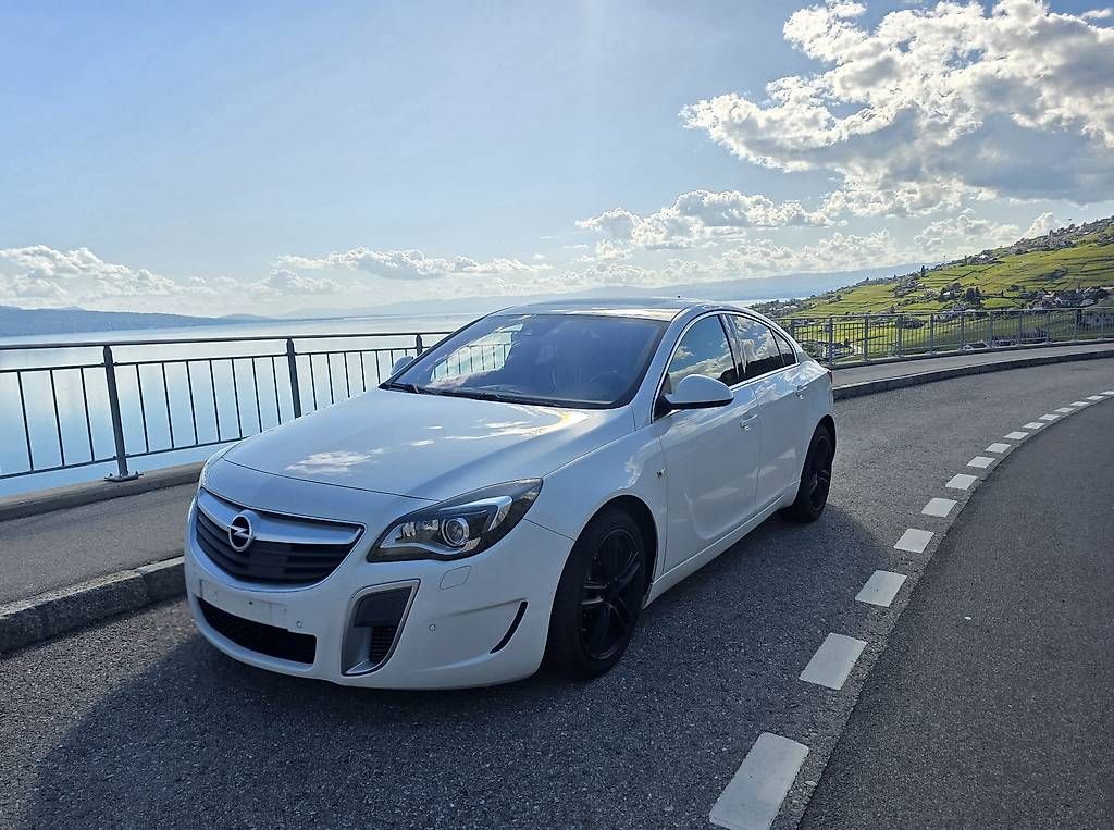 Automobili: Opel insignia V6 2.8 OPC 4x4 2015 – Usato da Vevey venduto da cor_x72b