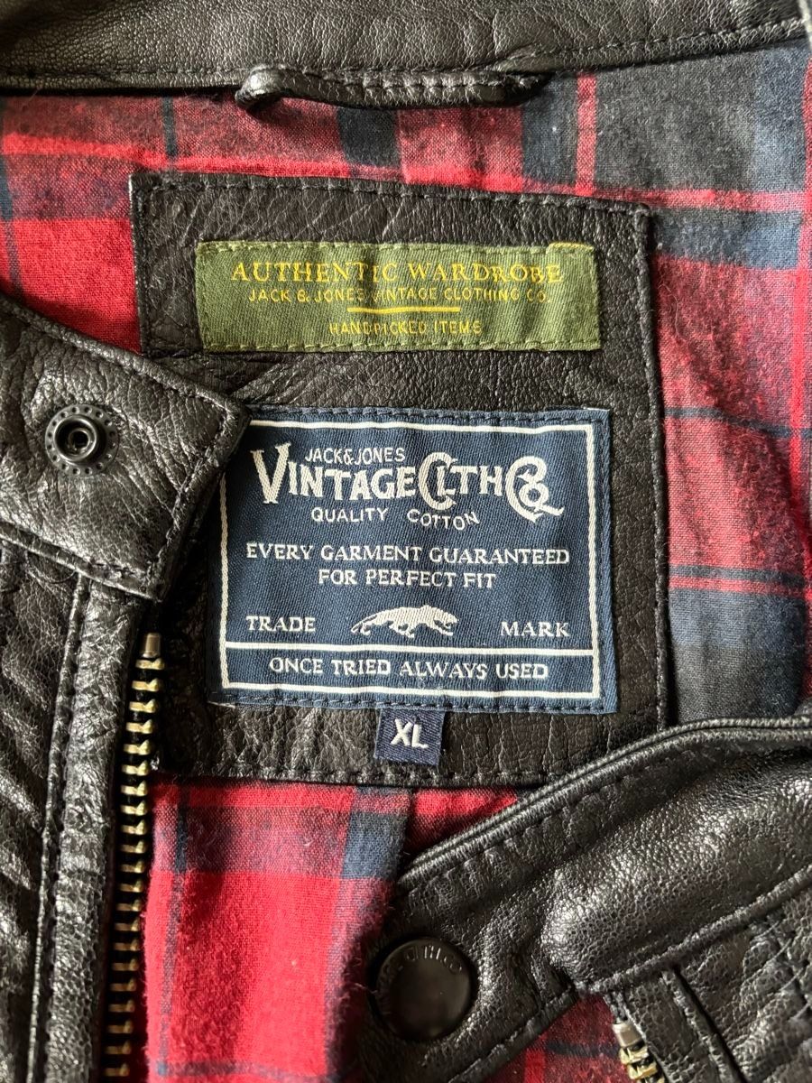 Jack & Jones Vestes: Lederjacke Jack & Jones (neuwertig) – D'occasion à Basel par Castio 1
