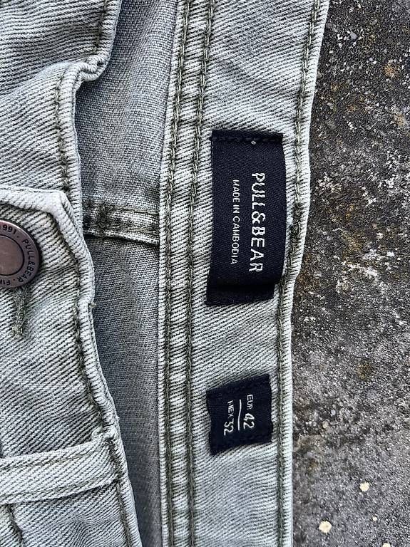 Pantaloni: Div. Shorts/kurze Hosen – Usato da Zürich venduto da lin_92hw 3