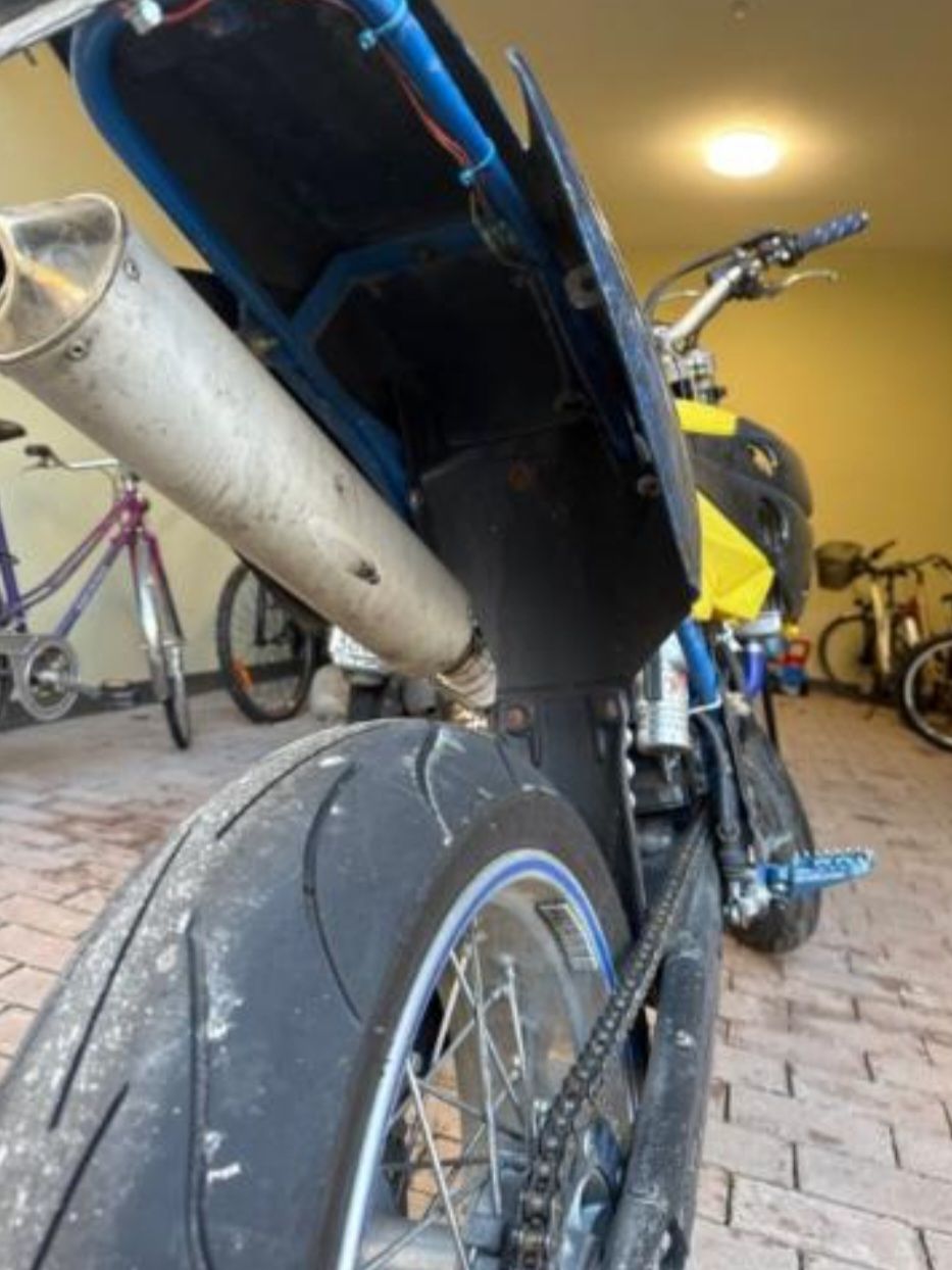 Husaberg Strada: Husaberg FE650 ab MFK für Schrauber – Difettoso da Hindelbank venduto da mbcar 7