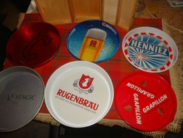 Set von 6 Serviertabletts Marken diverse gebraucht