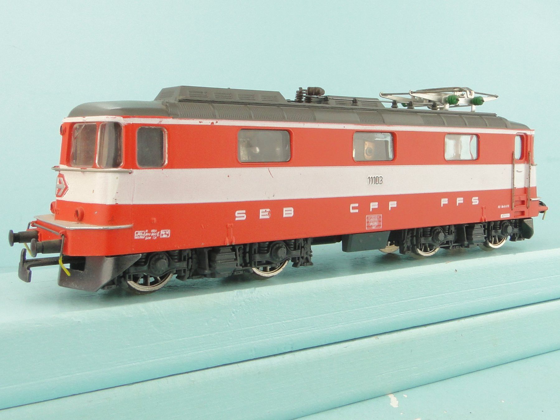 Hag Modelleisenbahnen: HAG 211 SBB Re 4/4 Swiss Express, DC – Gebraucht aus Bülach von cann11 7