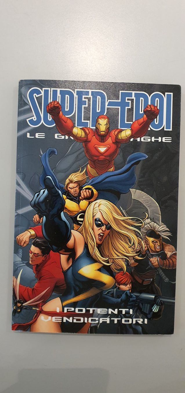 Fumetti: Comic Super-Eroi No. 7, I Potenti Vendicatori – Usato da Jona venduto da VivianPatrick