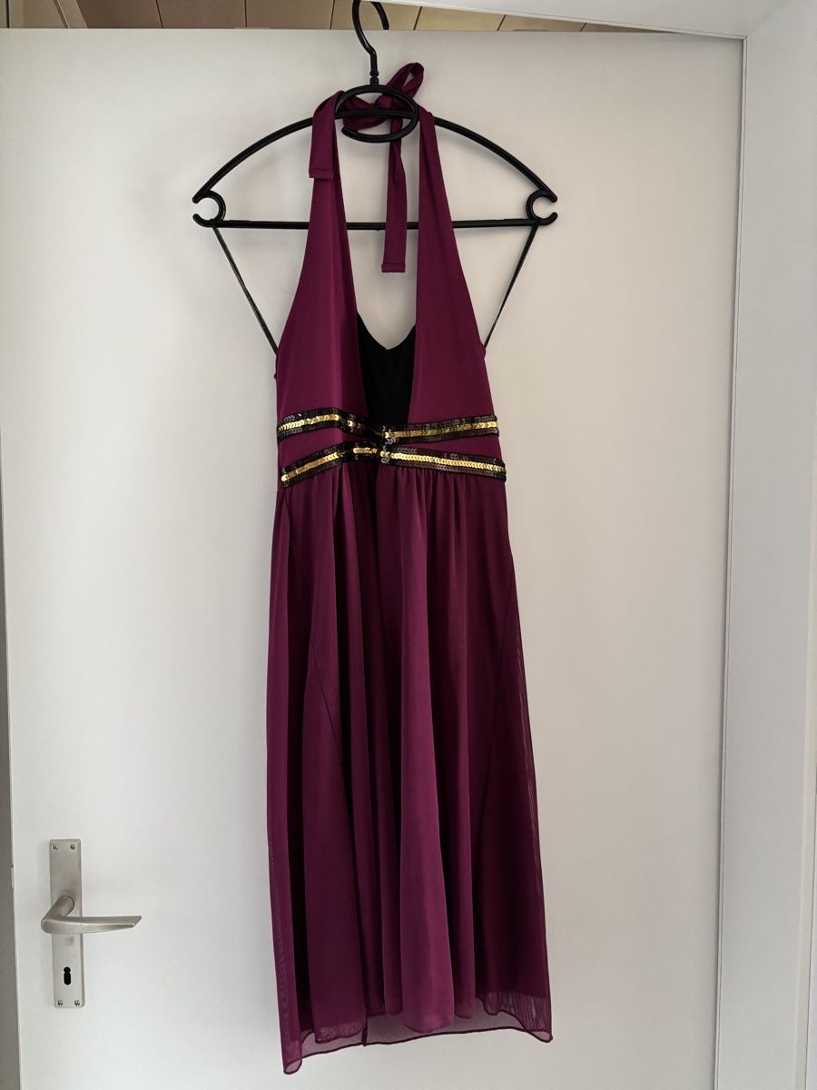Robes: Knielanges Kleid in Fuchsia – D'occasion à Utzenstorf par noe_k7ql
