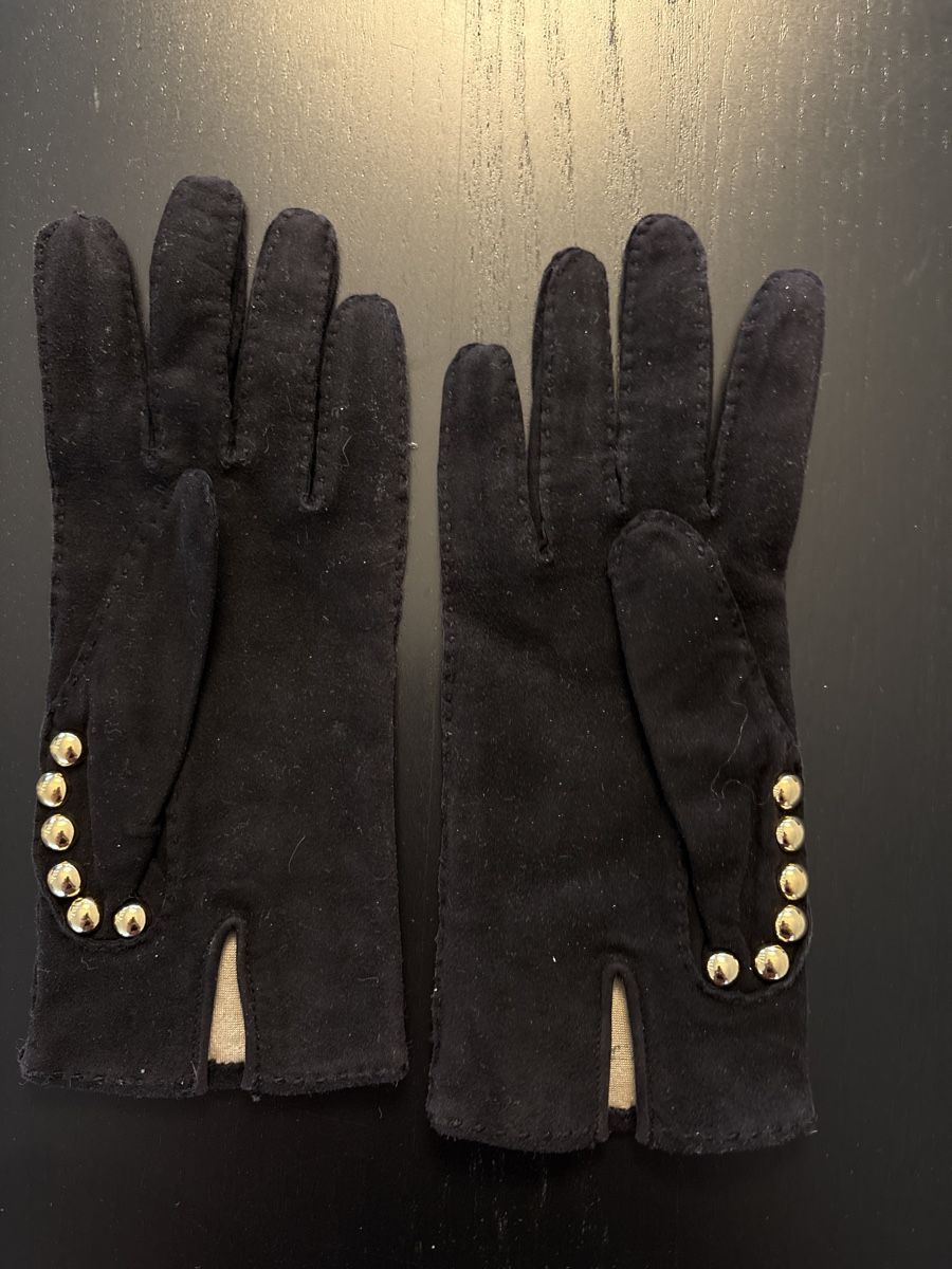 Guanti & manicotti: Statement studded glove, gothic punk style, cool touch – Nuovo (secondo la descrizione) da Uitikon Waldegg venduto da JanicaGe 1