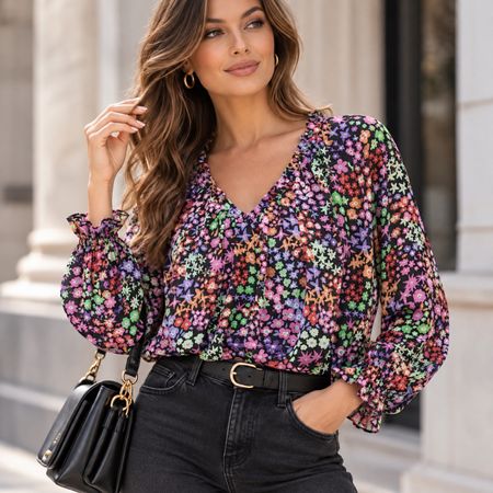 Zara Bluse Kurzbluse mit Blumenmuster, Gr.40  neuwertig,