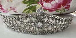 Funkelnde Tiara mit Strasssteinen - Prinzessin Krönchen!