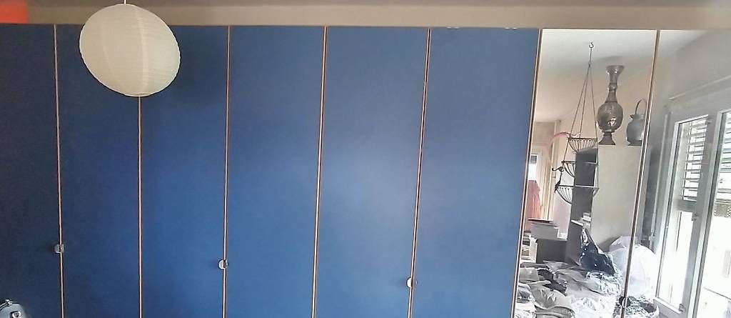 Armadi: Armoire dressing 8 portes – Usato da Lausanne venduto da nic_8nv8