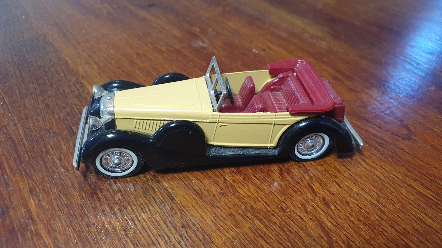 Matchbox Modellautos: Lagonda Drophead – Gebraucht aus Châtonnaye von Kojak120