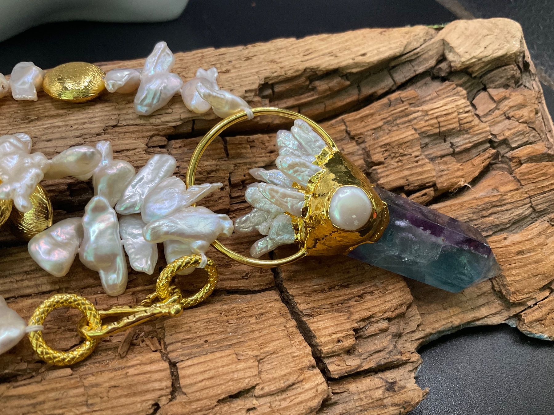 Catenine: Collier Biwaperlen und Fluorit Anhänger – Nuovo (secondo la descrizione) da luzern venduto da Alpendorf1 1