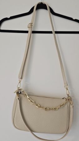 Handtasche beige mit Schulterriemen neuwertig