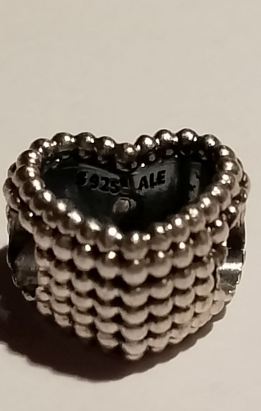 Pandora Ciondoli: Pandora Charm Herz  – Usato da Therwil venduto da col_m6rx 1