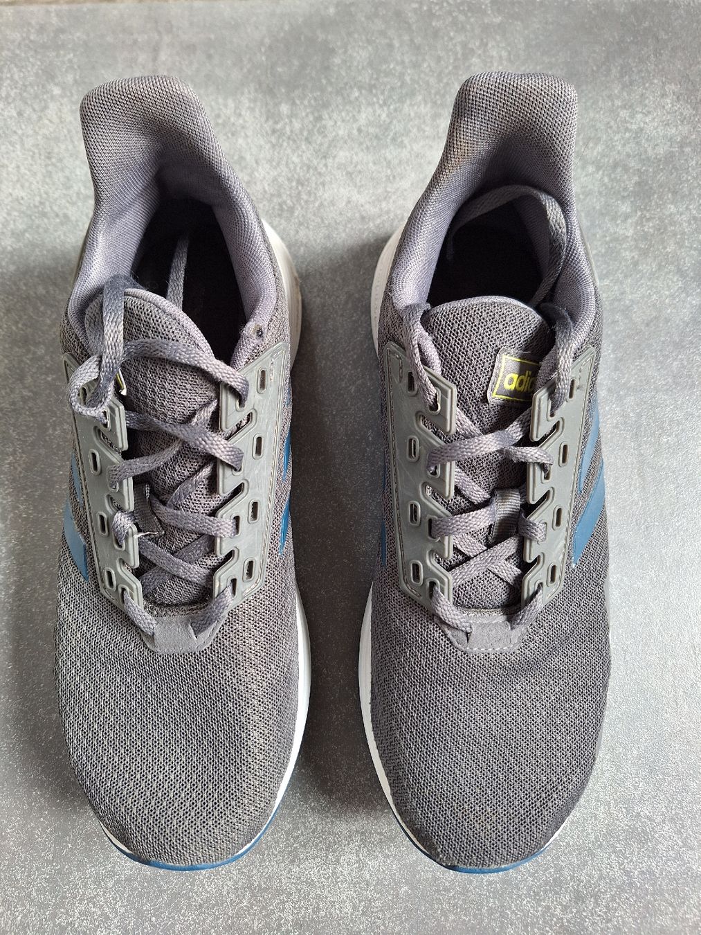 Adidas Scarpe da uomo: Turnschuhe Adidas, Grösse 40 – Usato da St.Gallen venduto da dajo0809