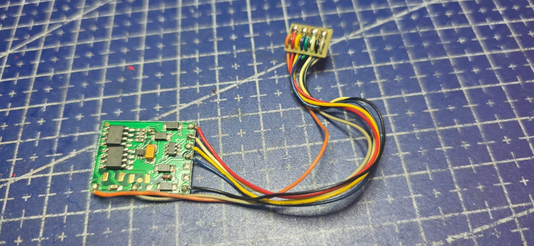 Piko Modelleisenbahnen: Piko 8pin Dekoder HO – Gebraucht aus Hochfelden von Danizh0 1