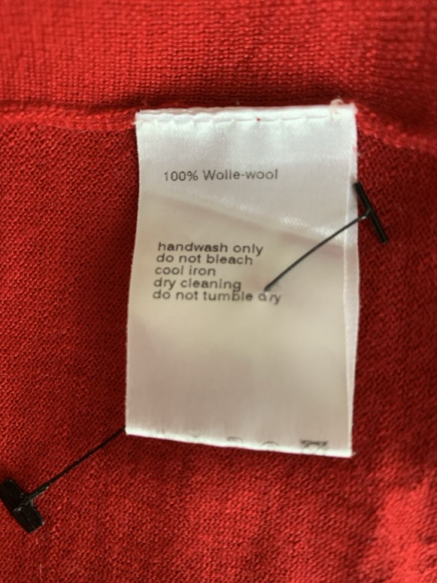 Akris Maglioni & Felpe: AKRIS: Roter Rollkragen-Pullover mit Designerdetails, 36 – Nuovo (secondo la descrizione) da Luzern venduto da designluzern 8
