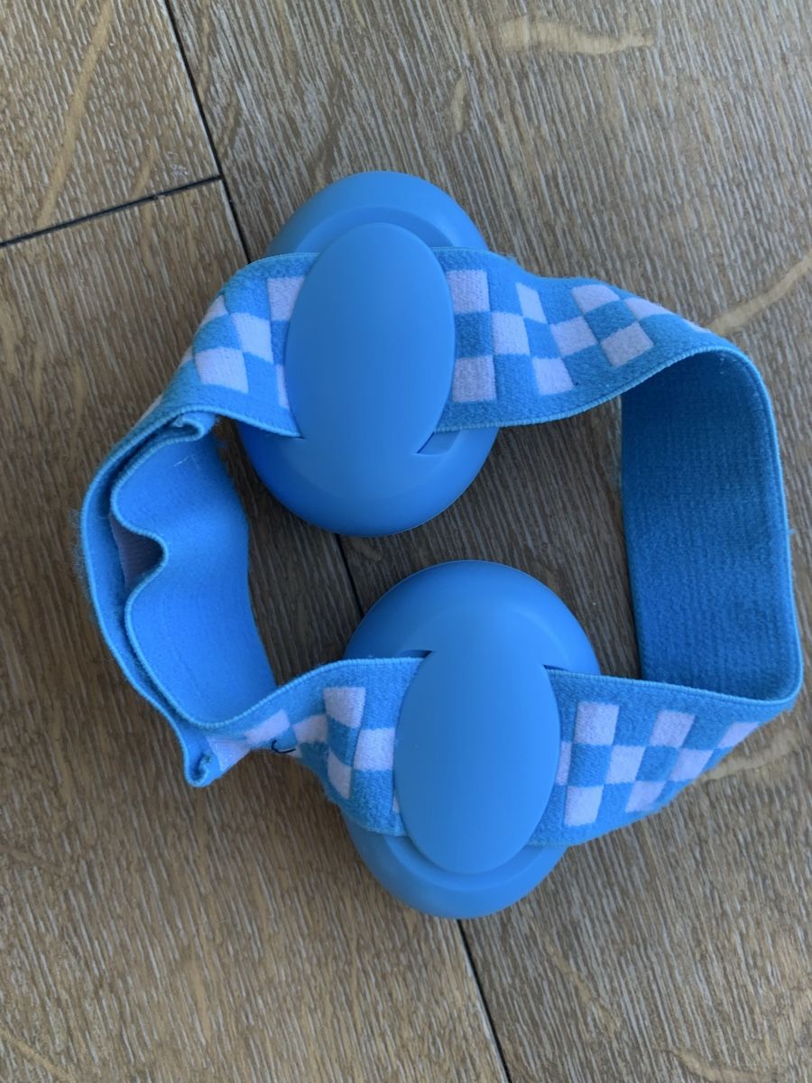 Cuffie: Kids Ear Defenders, Adjustable, Blue Check Patterned – Nuovo (secondo la descrizione) da Crans VS venduto da ann_q8b7 1