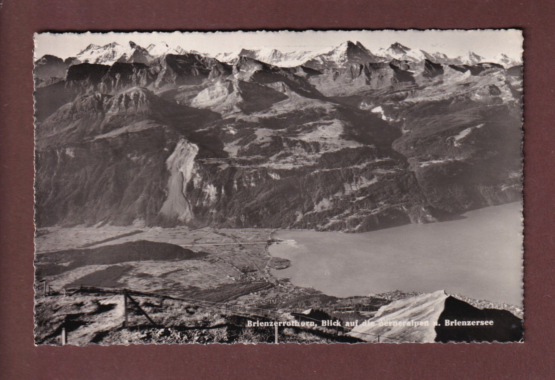 Cartoline postali: BRIENZERROTHORN - Brienzersee - Berneralpen - 1952 – Usato da Pully venduto da nicecards-shop