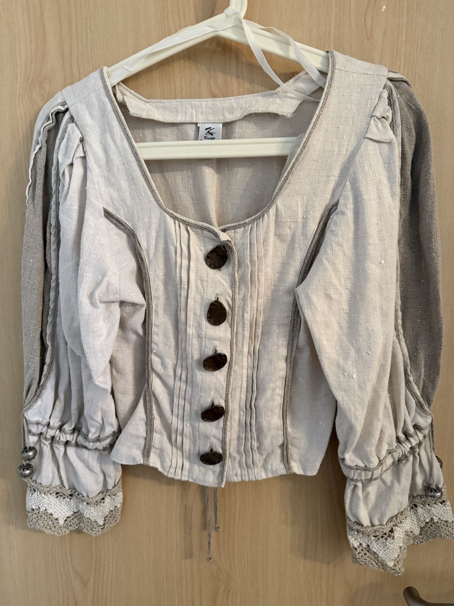 Blusen: Bluse kurz mit Puffärmel beige Grösse S – Gebraucht aus Zuzwil SG von Boho-Style 4