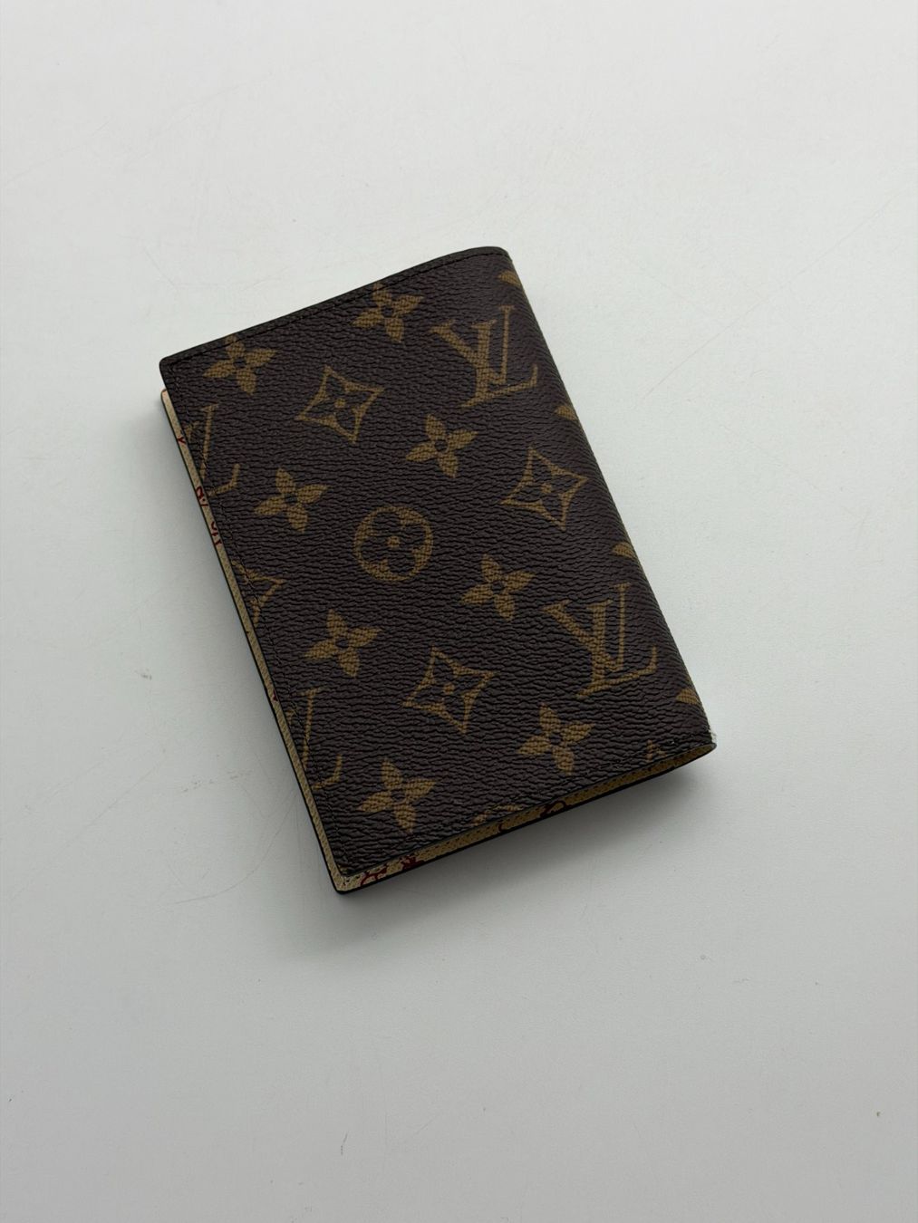 Louis Vuitton Cover & Protezioni schermo: Passport cover Louis Vuitton – Nuovo e nell'imballaggio originale da Lugano venduto da juledo 1