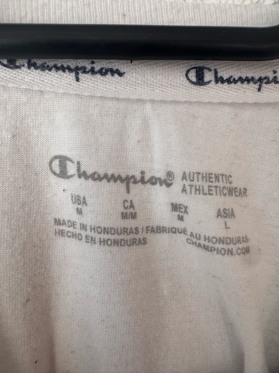 Champion T-shirt: Champions T-shirt  – Usato da Baden venduto da psc_tbw2 1