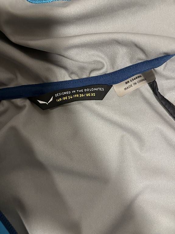Salewa Lotti di vestiti: SALEWA Wanderjacke & Hose – Usato da Hohenrain venduto da 85sabrina 2