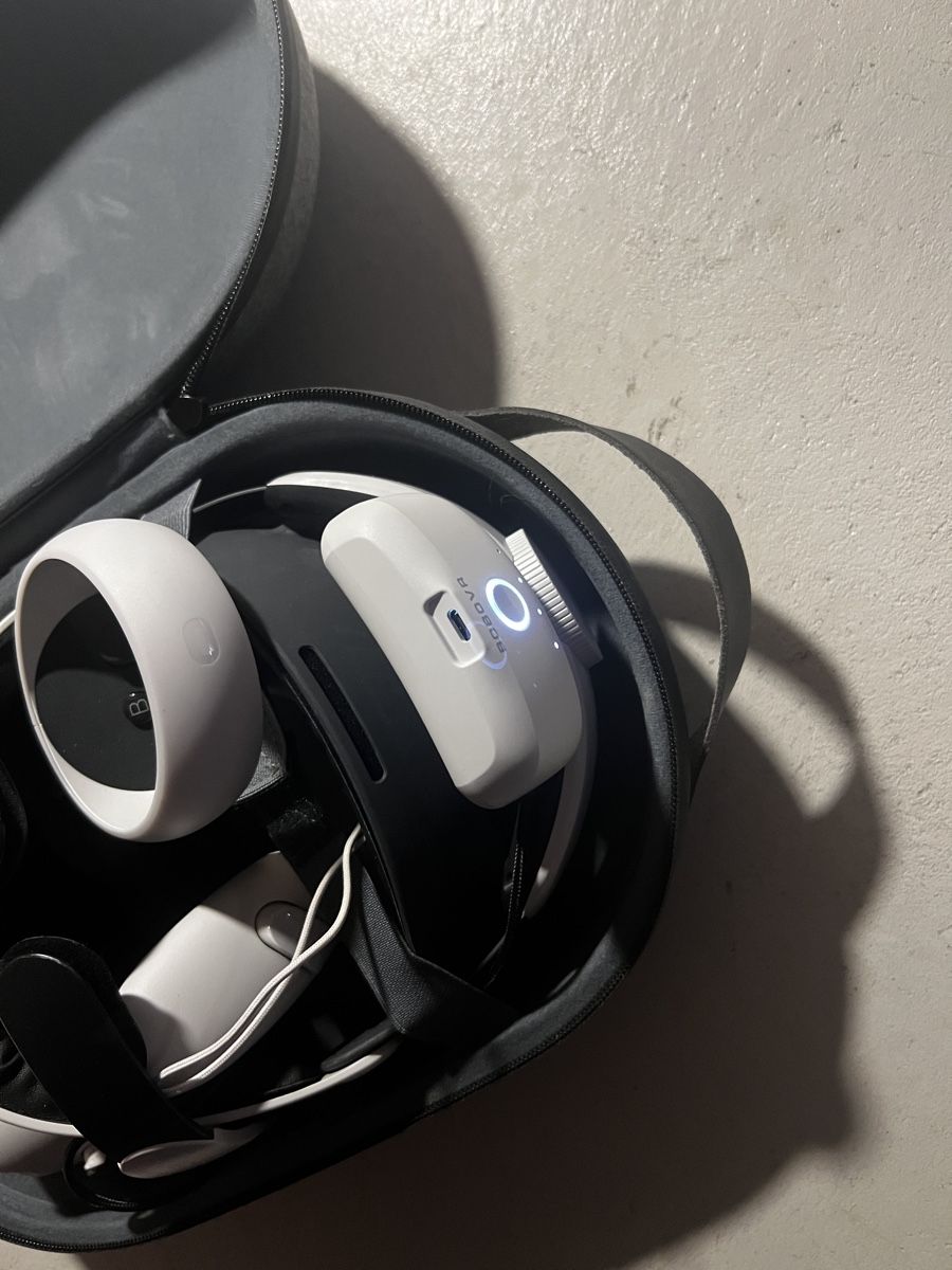 Meta VR Brille: OCULUS Quest 2 256gb + accessories  – Gebraucht aus Zürich von Soudeh_Alice 3