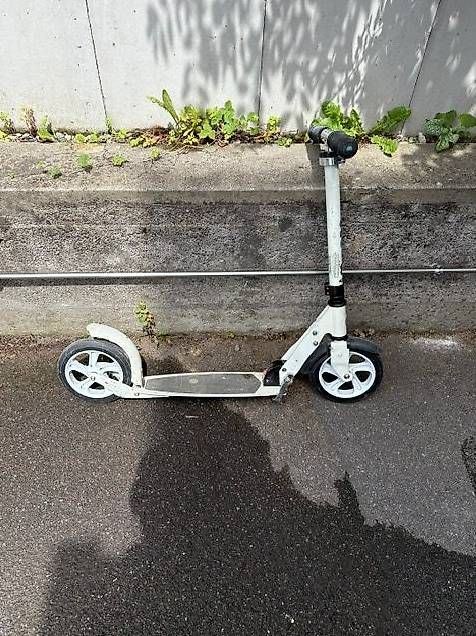 Kickboard: Micro Trotti Weiss – Gebraucht aus Allschwil von damiansz