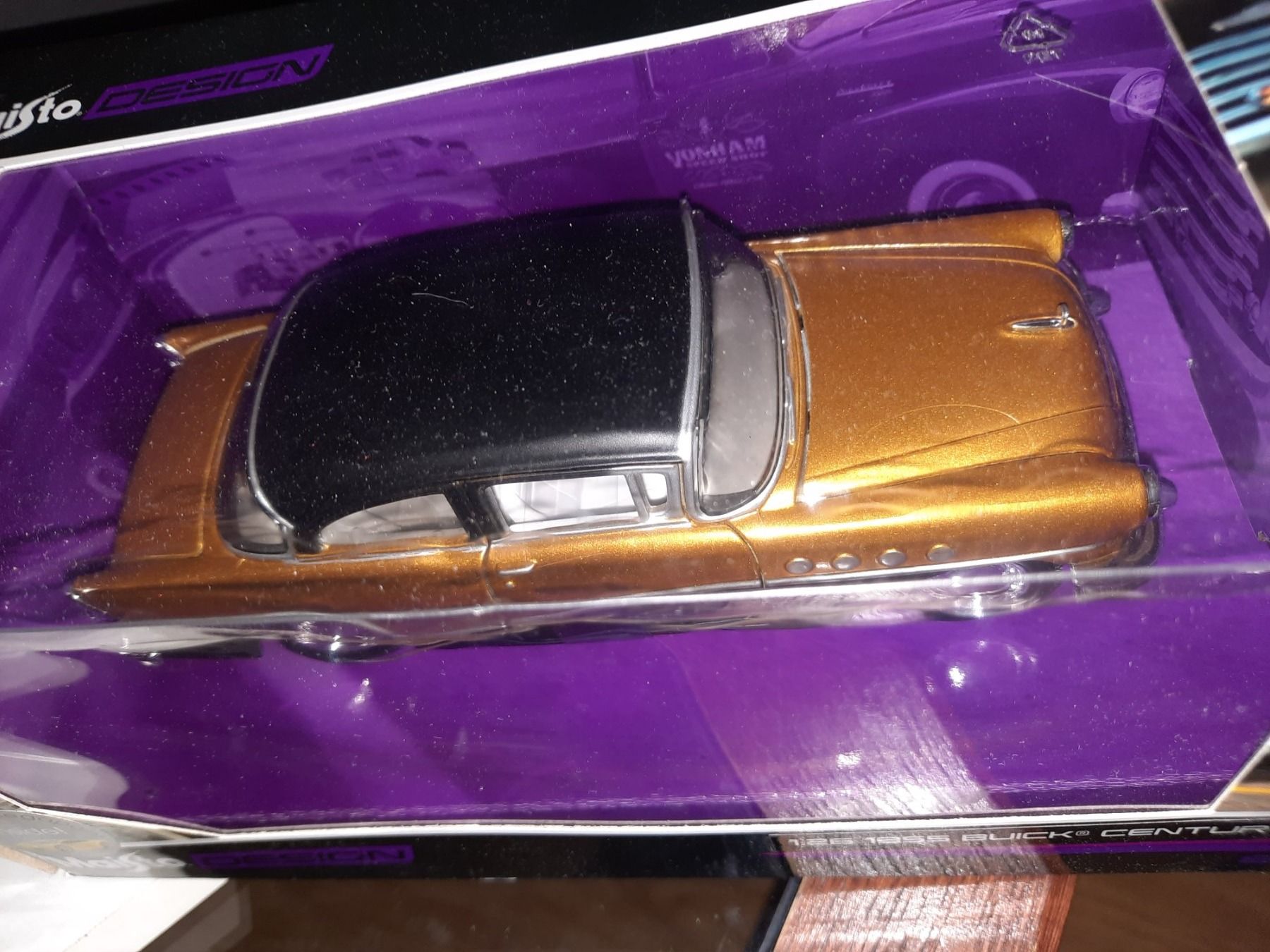 Maisto Modellini d'auto: BUICK CENTURY 1955 scala 1:26 – Nuovo e nell'imballaggio originale da Biasca venduto da Old_6blh 2