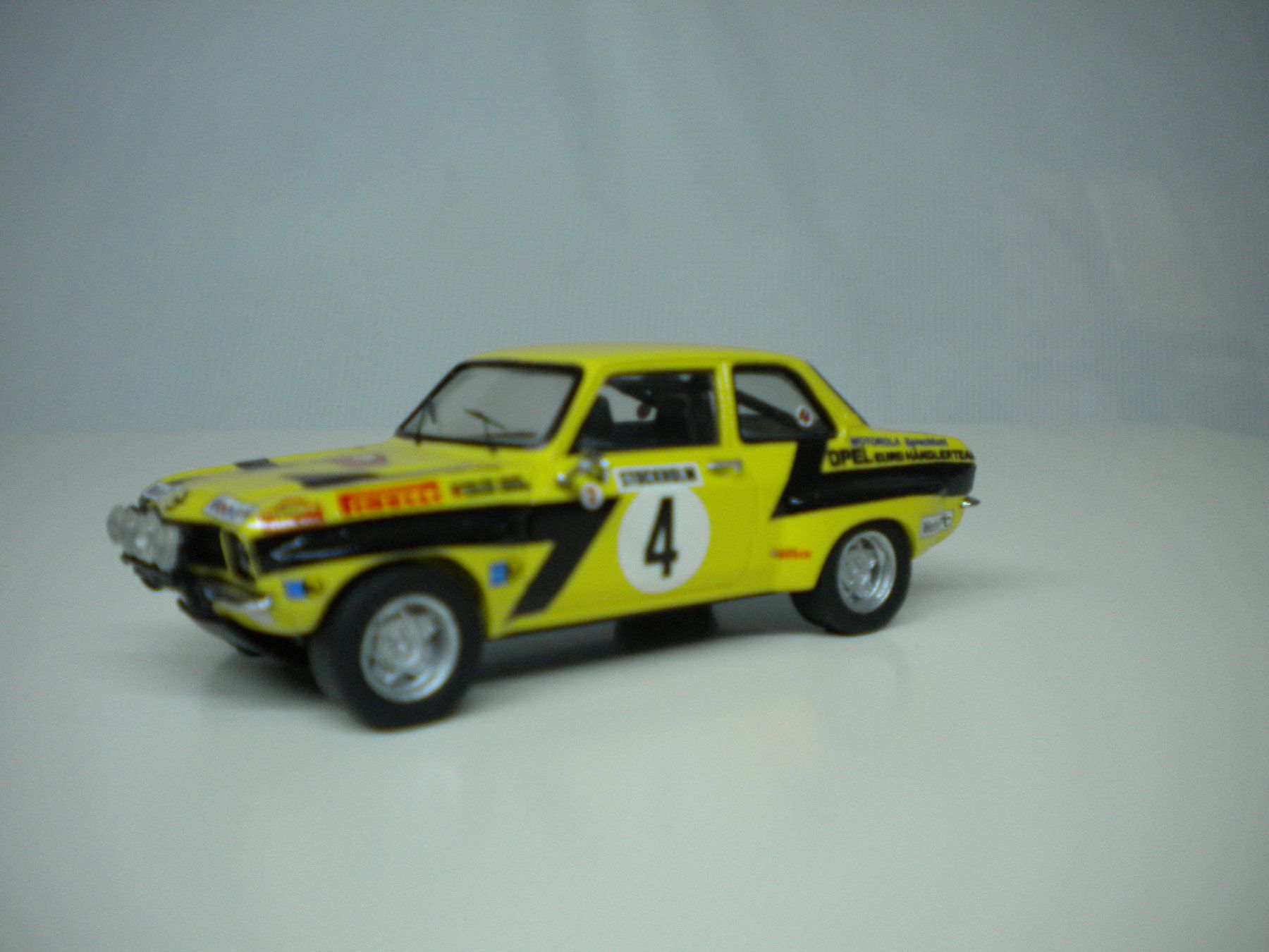 Voitures modèles: Opel Ascona A – D'occasion à Moutier par cat365