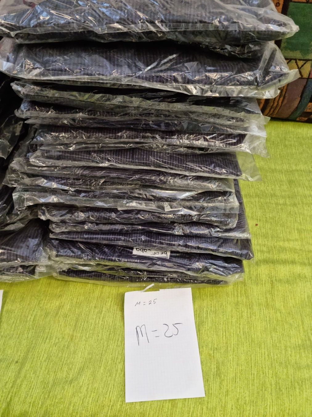 Camicie: Hemden 104 Stk. – Nuovo e nell'imballaggio originale da Dürnten venduto da Acalpulcu3 7