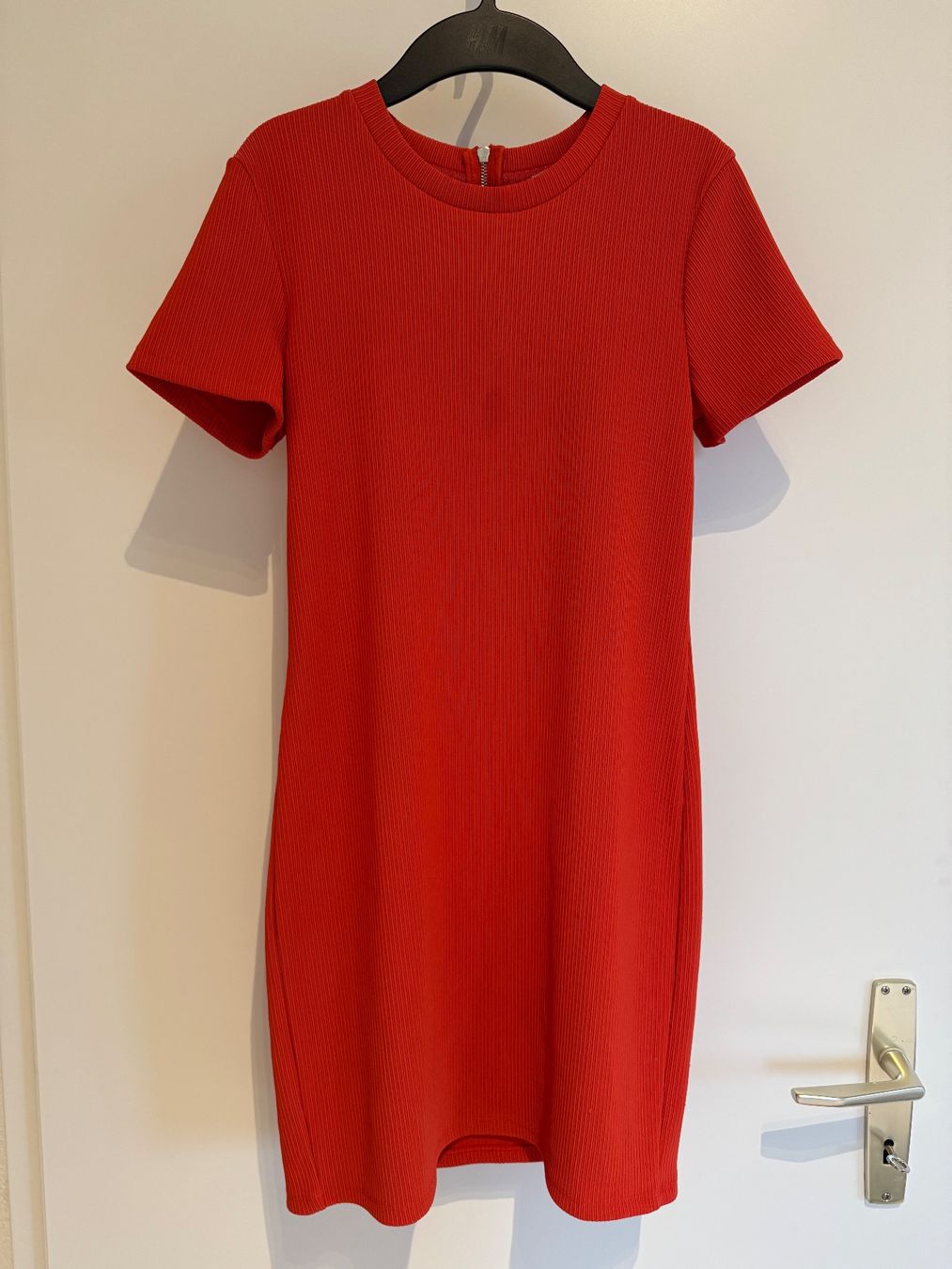 Zara Vestiti: Robe corail - Zara – Usato da Denens venduto da sar_5wlm