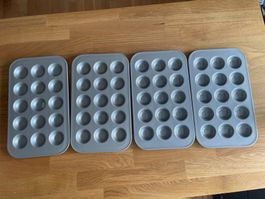 Lot de 4 plaques de moules à amuse bouches/mini tartelettes