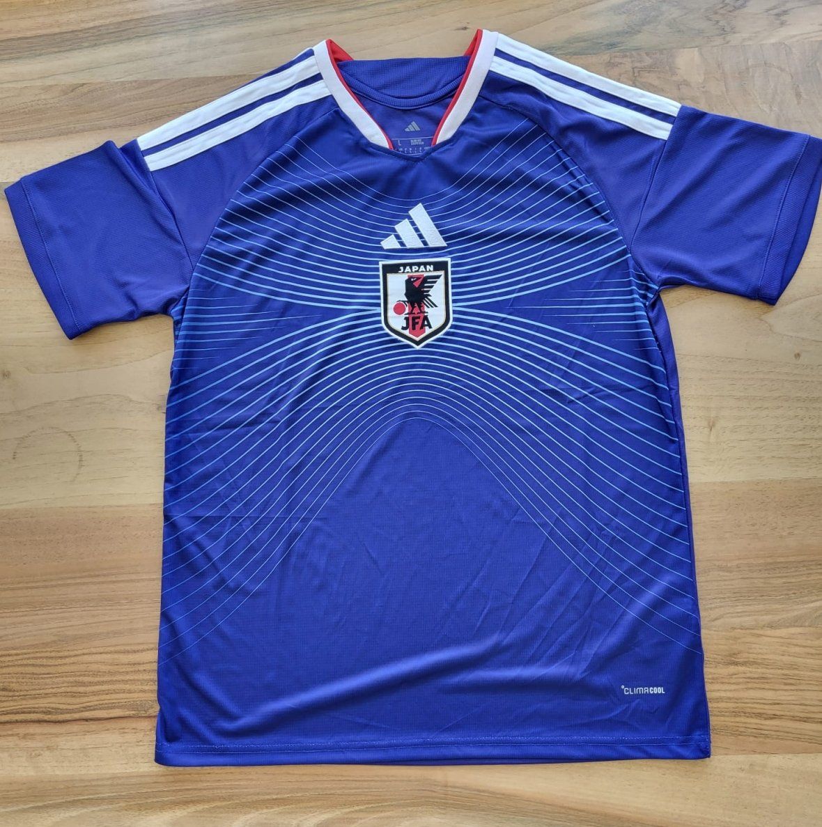Leibchen & Hosen: Japan Heimtrikot WM 2026 – Neu (gemäss Beschreibung) aus Zuzgen von Flaeng