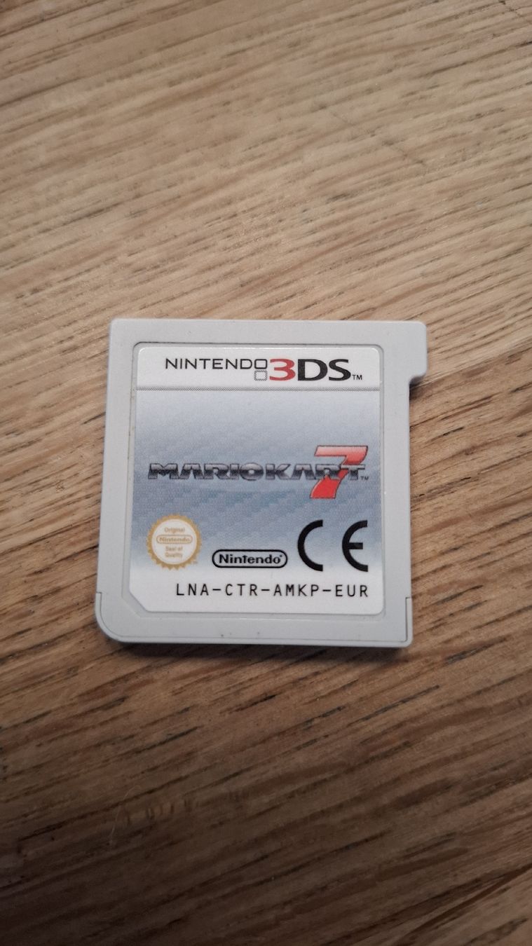 Nintendo Giochi: Mario Kart 7 - Nintendo 3DS – Usato da Berikon venduto da Free24