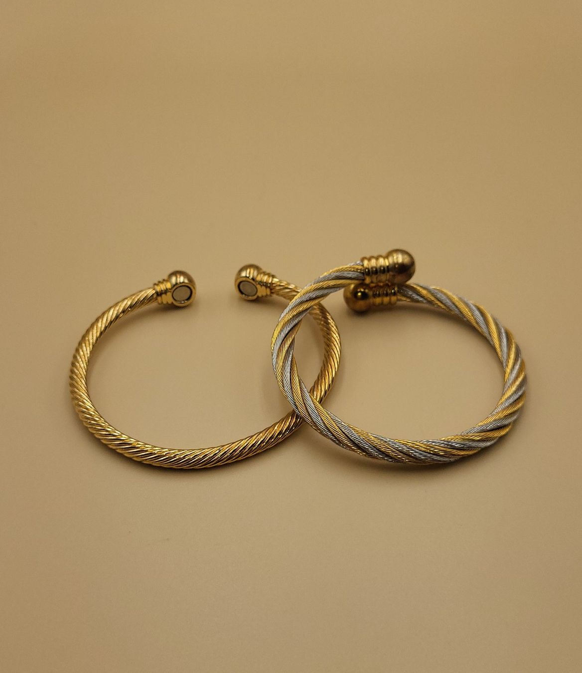 Bracciali & Braccialetti: Goldige Magnet Armreifen – Usato da Wald ZH venduto da SwissPawnshop 7