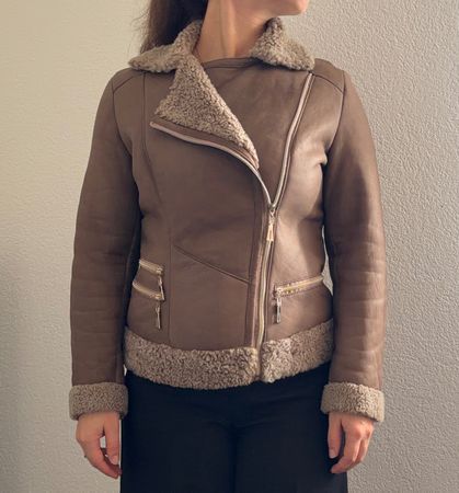 SUEDE SHEARLING JACKET–NATURAL LAMB WOOL (XS–S)
