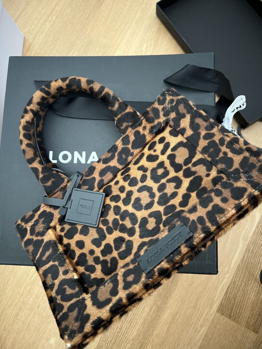 Taschen: Lona Prist Handtasche Leopard – Gebraucht aus Les Acacias von yul_bhw8