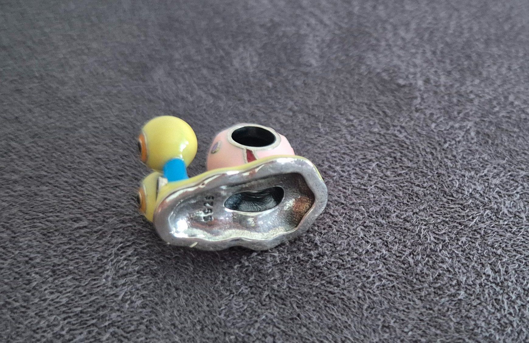 Ciondoli: Silber Charm Garry Spongebob +Garantie – Nuovo (secondo la descrizione) da Rotkreuz venduto da Carbone_Bijou-Shop 1