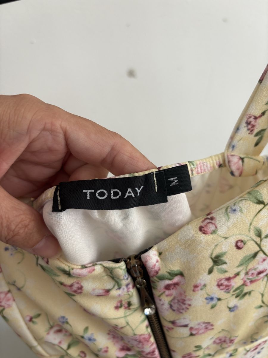 Kleider: Kleid gelb mit Blumen  – Gebraucht aus Sulzbach von dfrey25 2
