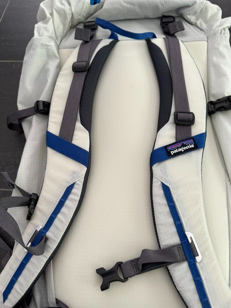 Patagonia Zaini: Patagonia Ascensionist 45L backpack – Usato da Dallenwil venduto da ZD2019 6